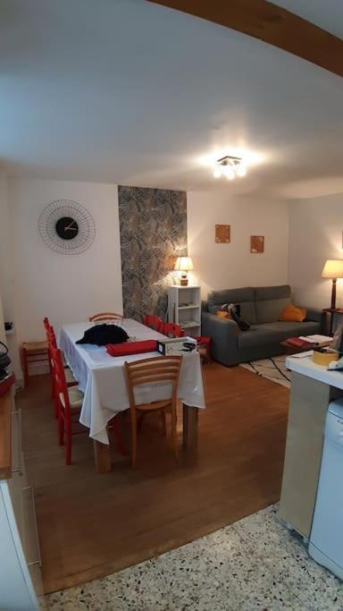 Maison 6-9 Pers Pour Vacances Et Cure Thermale Le Mont-Dore Exteriör bild